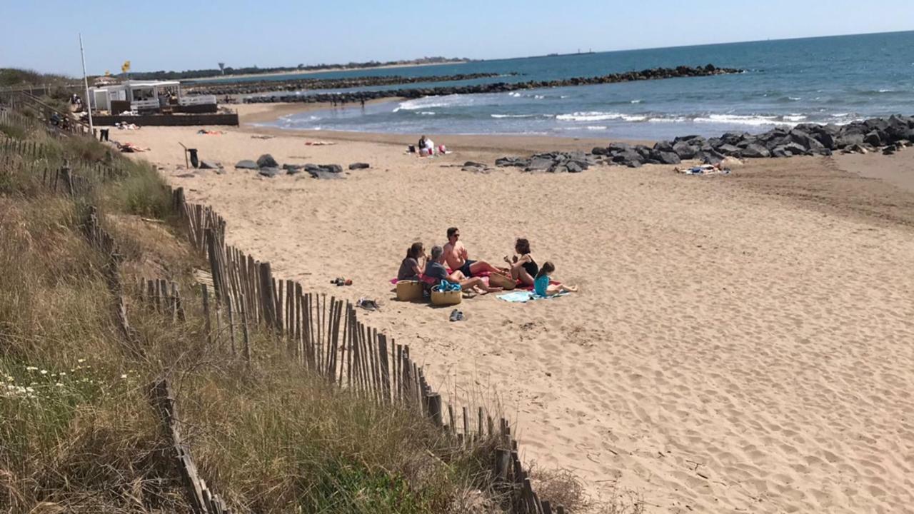 Vias Plage : Residence Securisee Bord De Mer Exterior foto